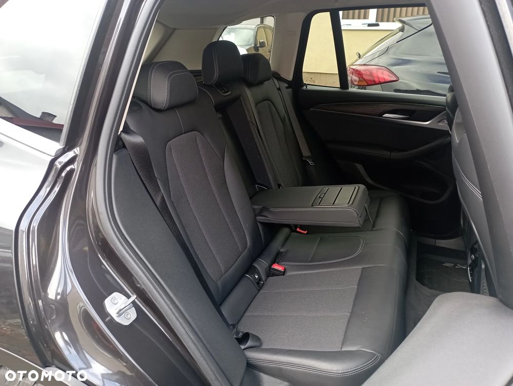BMW X3 xDrive20i GPF xLine sport - 10