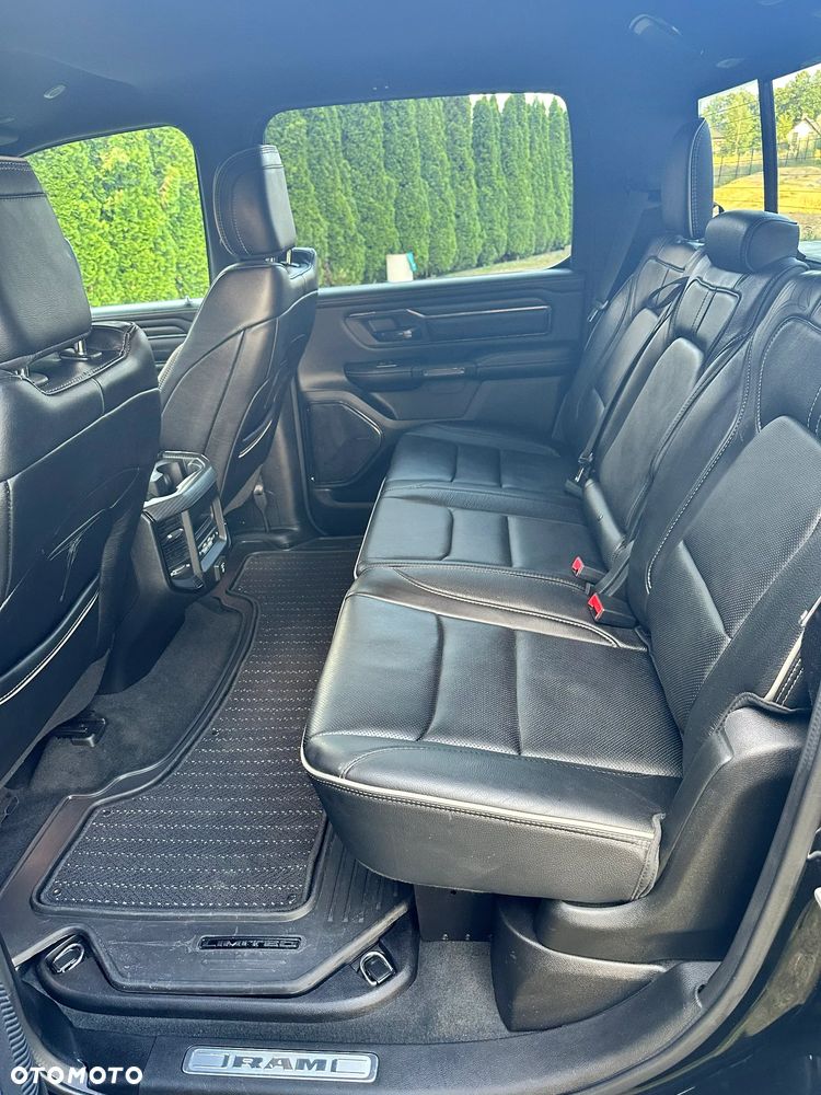 RAM 1500 Crew Cab Shortbed Limited - 30