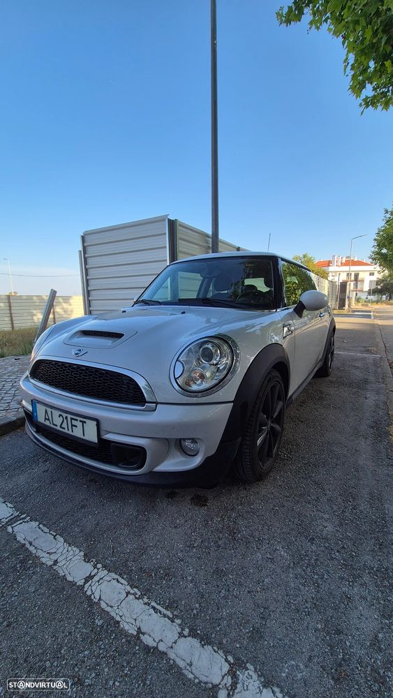 MINI 3 Portas Cooper SD - 1