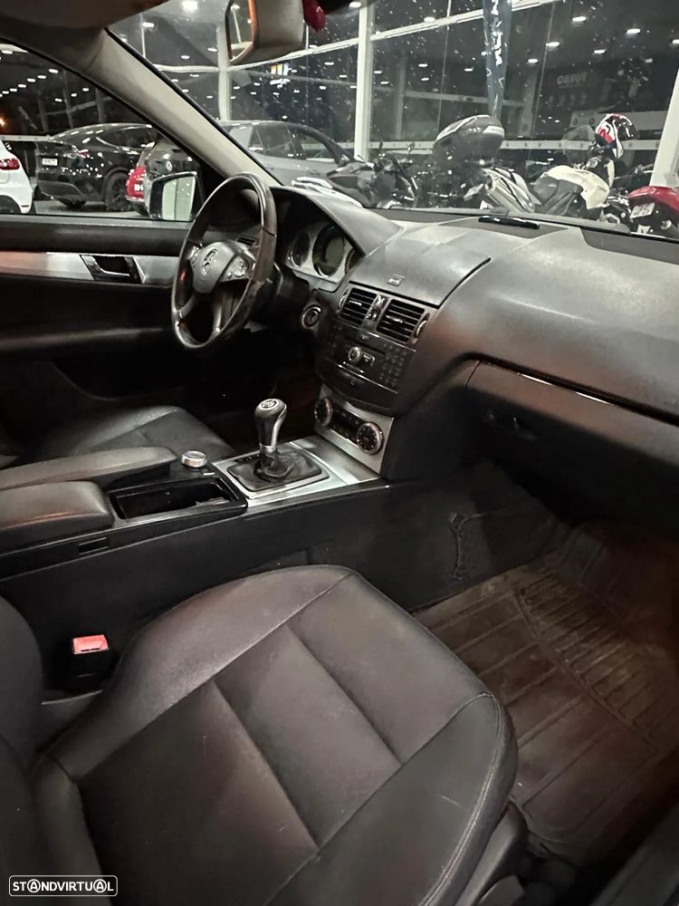 Mercedes-Benz C 320 T CDI 7G-TRONIC Avantgarde Sport Edition + - 28