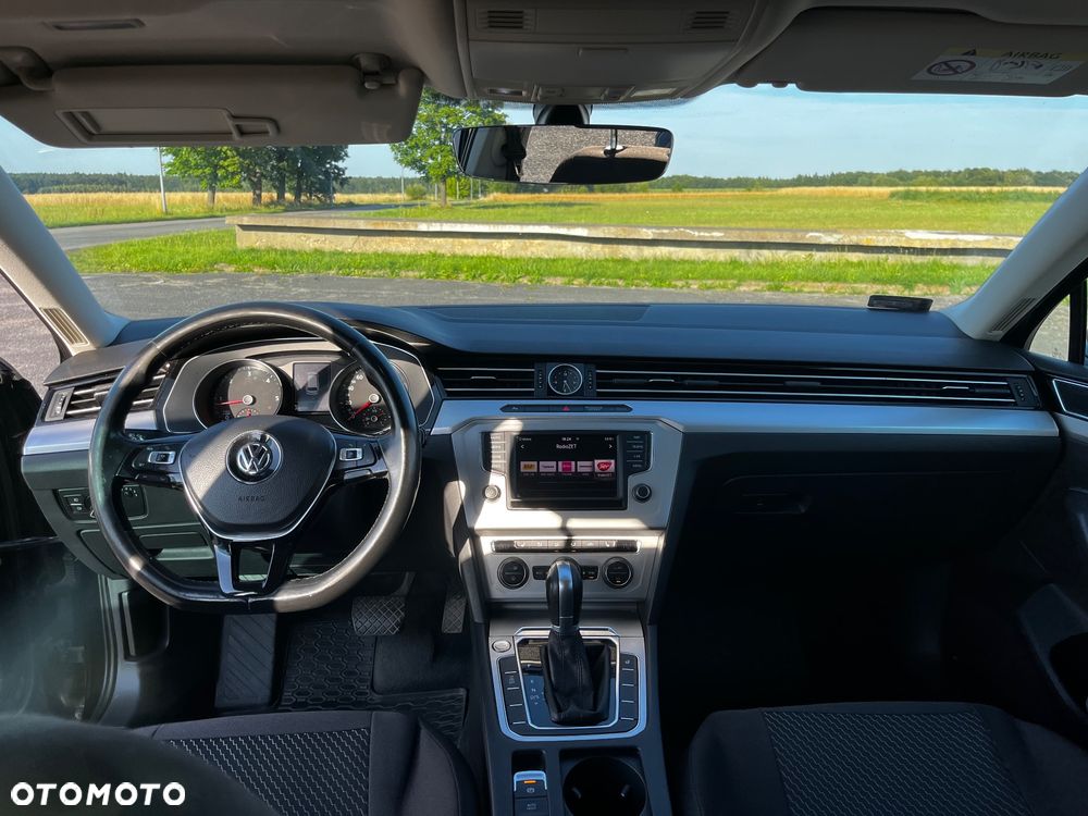 Volkswagen Passat 2.0 TDI SCR Comfortline DSG - 11