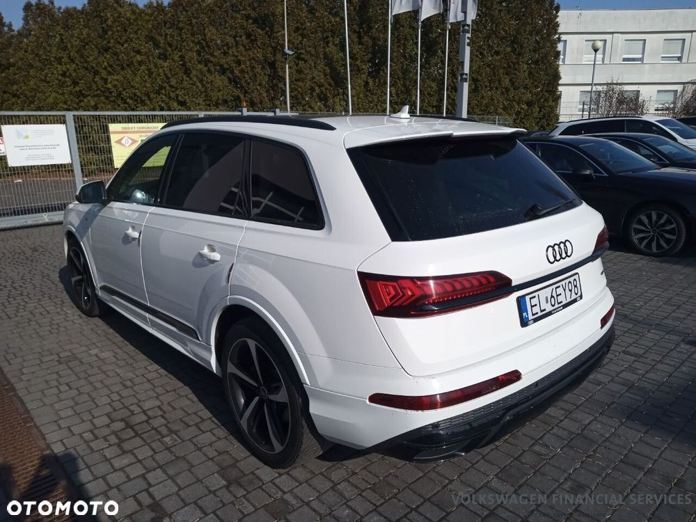 Audi Q7 - 8