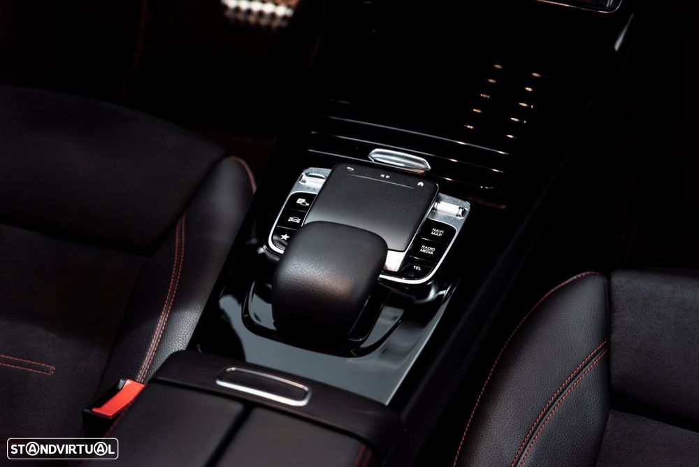 Mercedes-Benz CLA 180 - 16