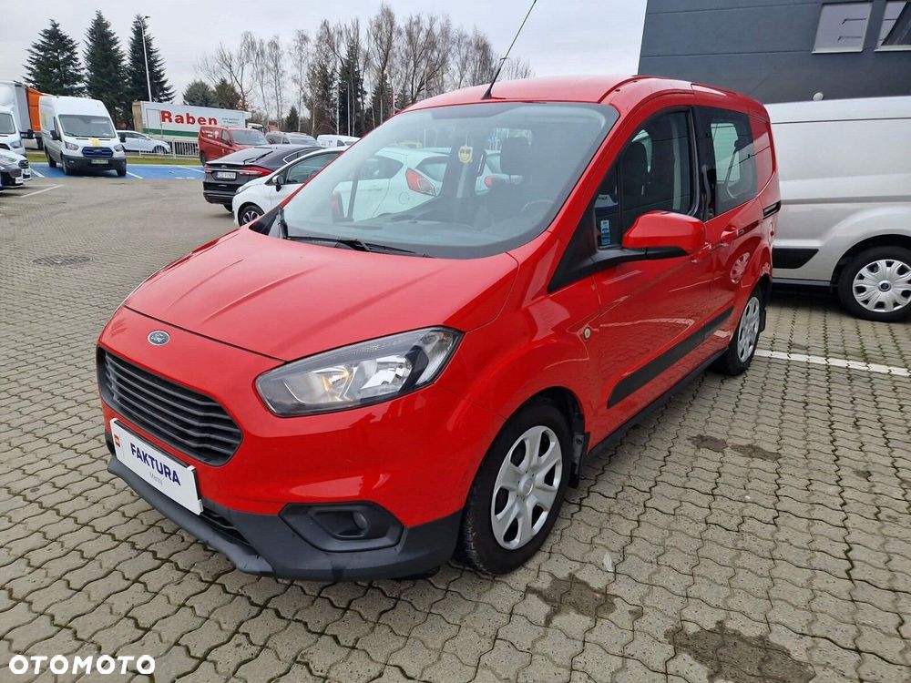 Ford Transit Courier - 4