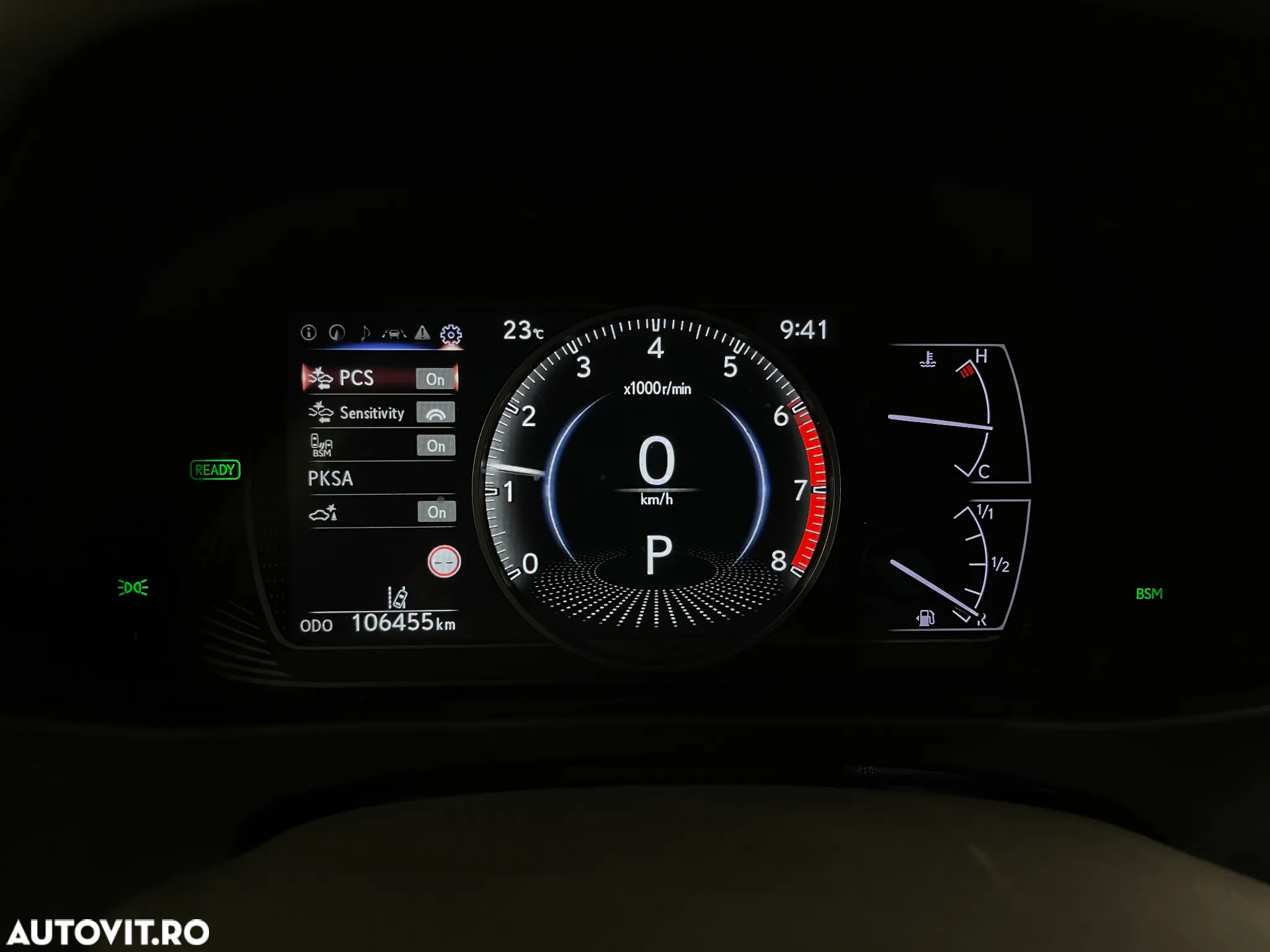 Lexus UX 250h 2.0L HEV 20H- (178 HP) 4X4 CVT Luxury - 31
