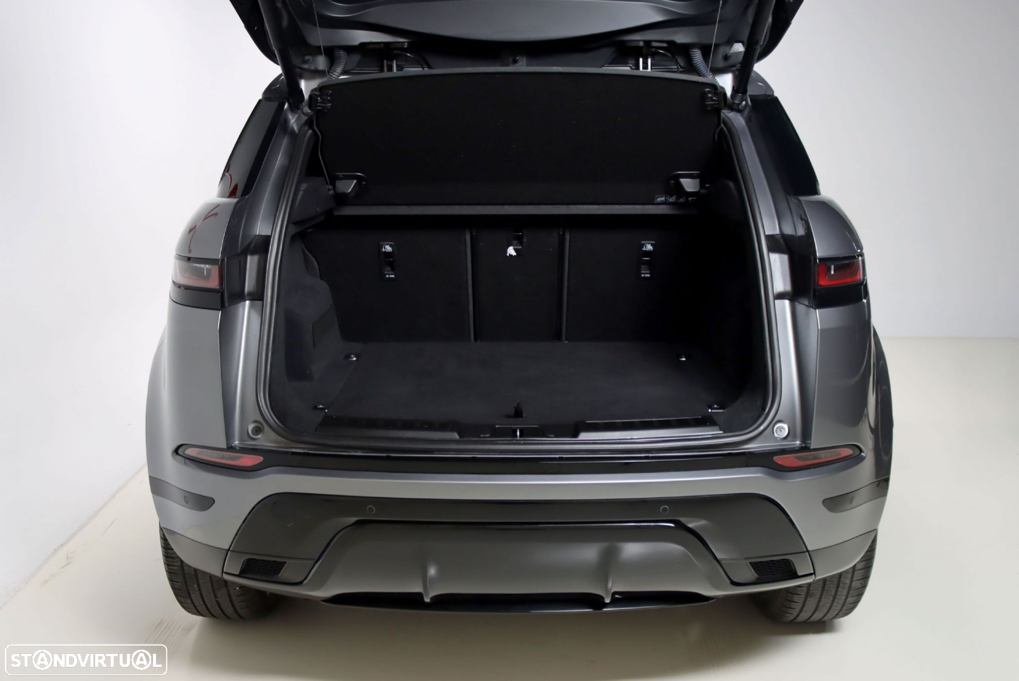 Land Rover Range Rover Evoque 2.0 D150 AWD R-Dynamic SE Auto - 51