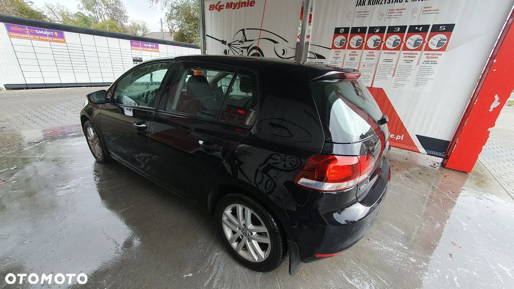 Volkswagen Golf - 5