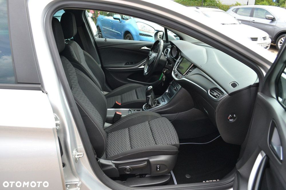 Opel Astra - 14
