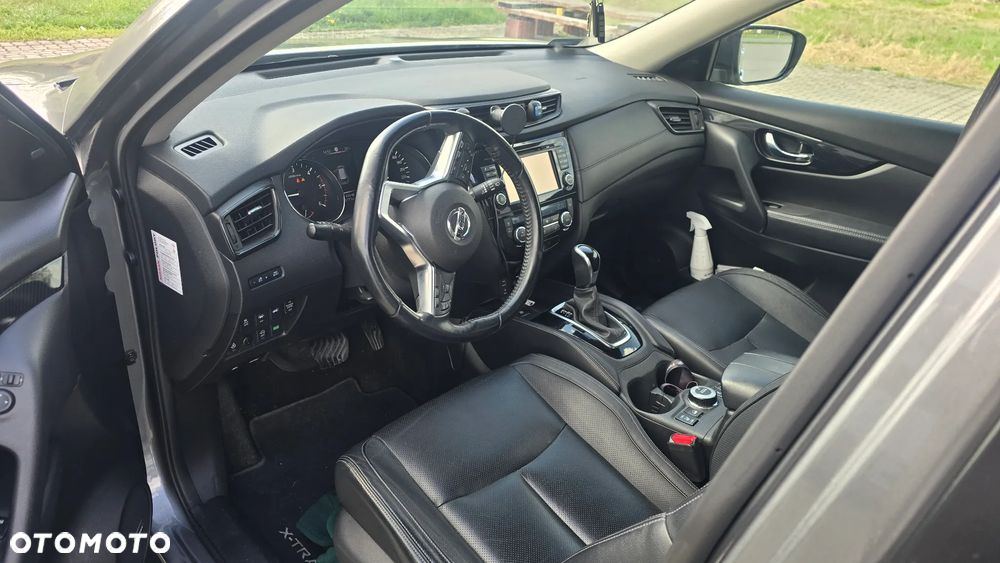 Nissan X-Trail 2.0 dCi Tekna Xtronic 4WD - 23