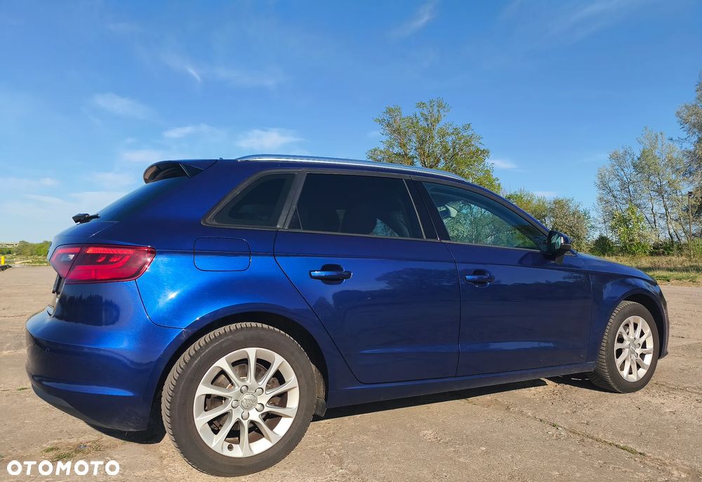 Audi A3 Sportback 1.4 TFSI Ambition - 10