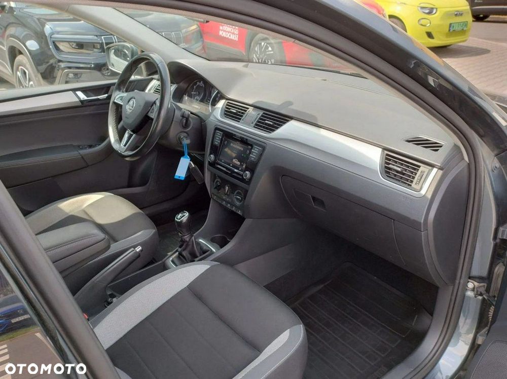 Skoda RAPID 1.0 TSI Ambition - 11