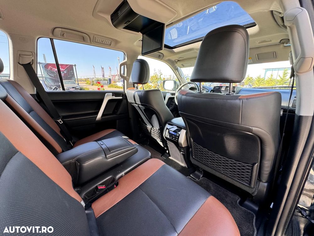 Toyota Land Cruiser 2.8l D-4D 204 CP A/T Luxury Black Matte Edition - 7