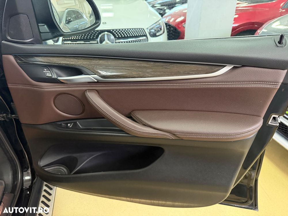 BMW X5 xDrive30d - 16