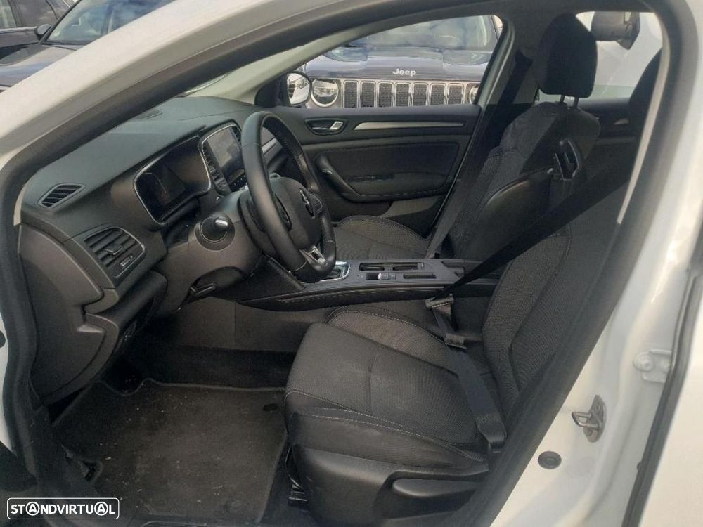 Renault Mégane Sport Tourer 1.5 Blue dCi Equilibre EDC - 6