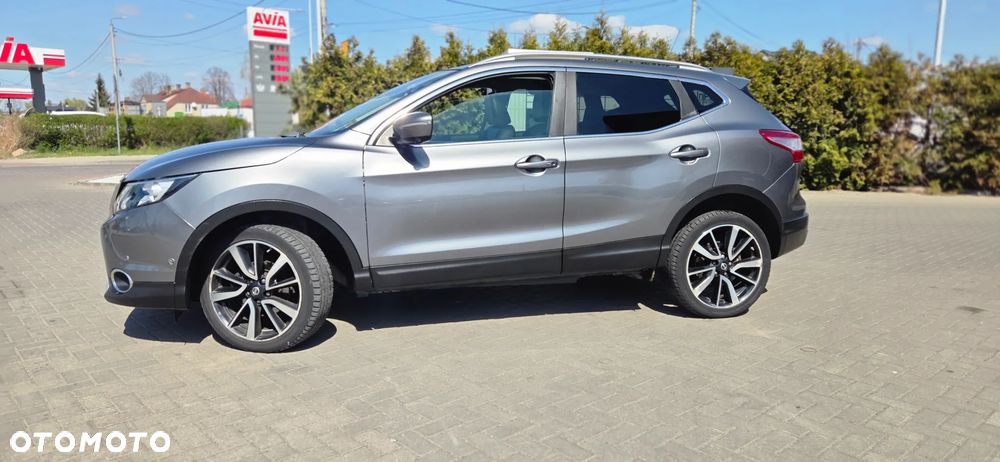 Nissan Qashqai 1.6 DCi ALL-MODE 4x4i TEKNA+ - 6