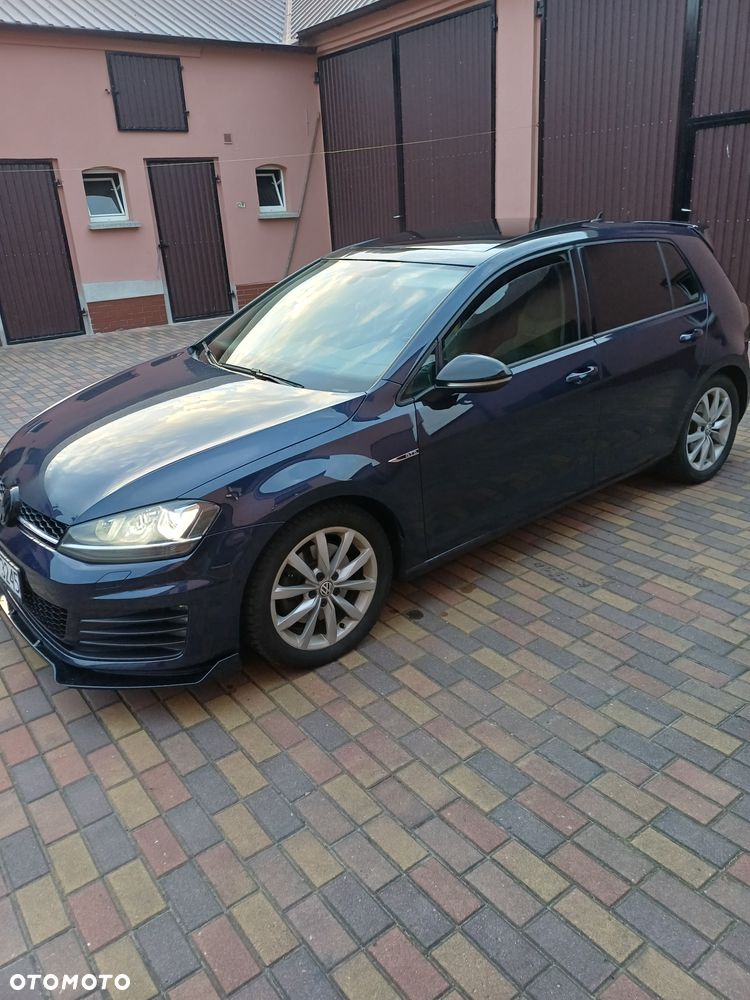 Volkswagen Golf - 7