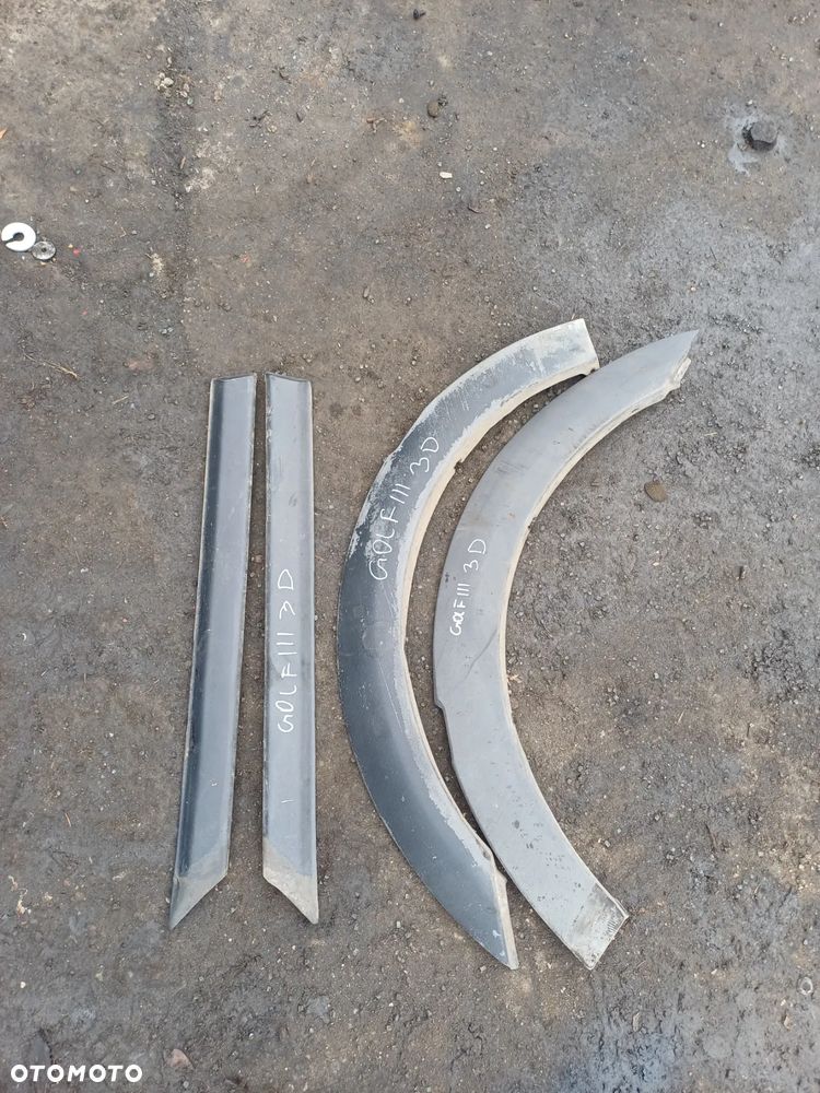 Listwy półksiężyce Vw Golf III hatchback 3 drzwiowy - 1