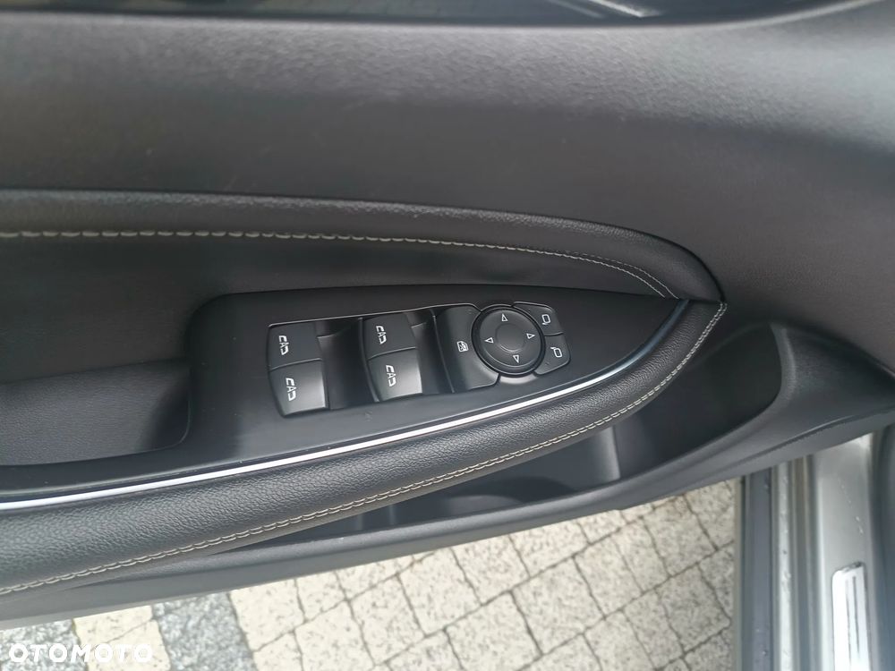 Opel Insignia 2.0 Automatik Business Innovation - 24