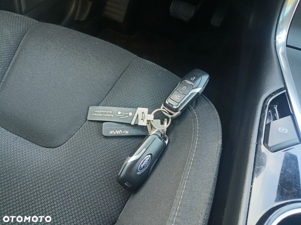 Ford S-Max 2.0 TDCi Titanium PowerShift - 26