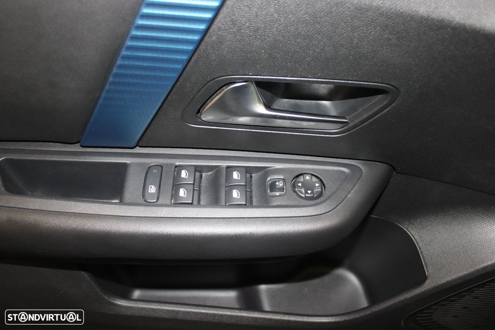 Citroën e-C4 50 kWh E-Series Collection - 24