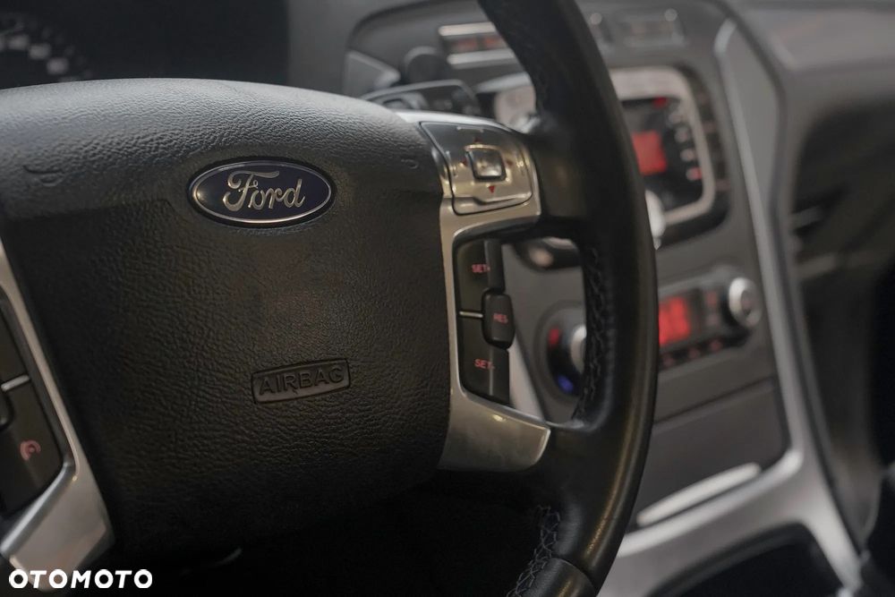 Ford Mondeo 1.6 Eco Boost Titanium - 31