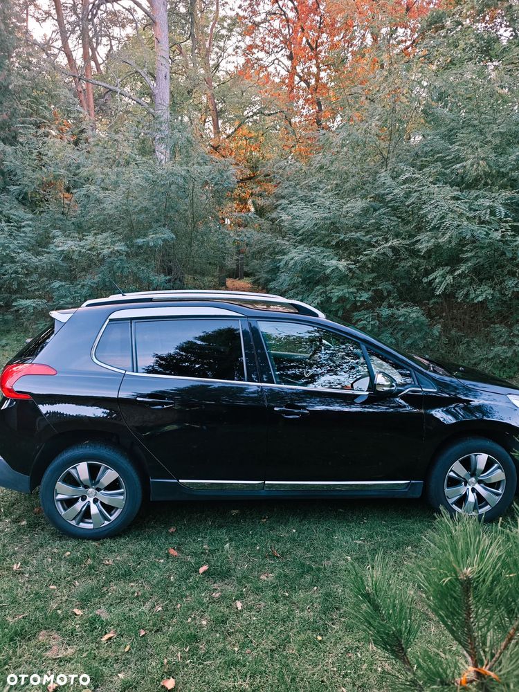 Peugeot 2008 1.2 VTi Allure - 17