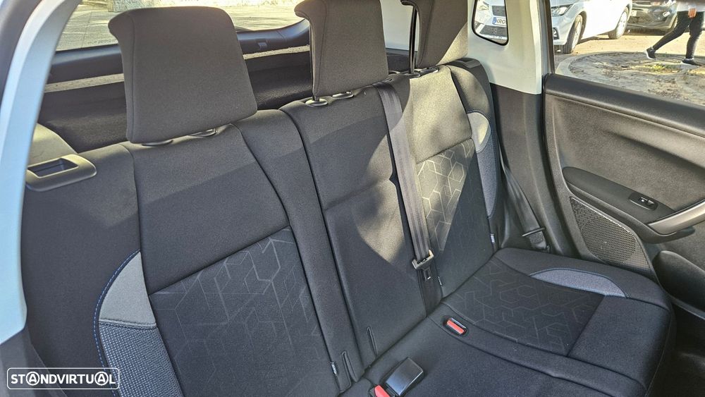 Peugeot 2008 1.2 PureTech Style - 28