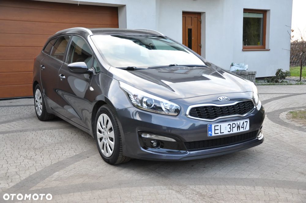 Kia Ceed 1.4 L - 17