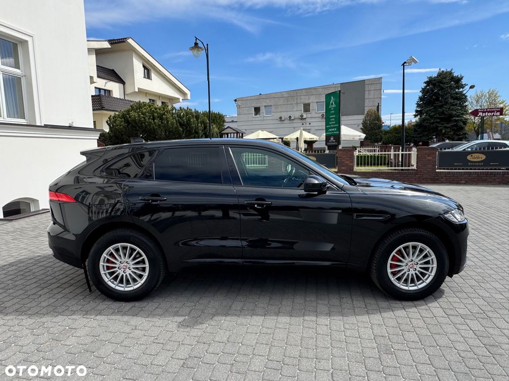 Jaguar F-Pace 20d AWD R-Sport - 8