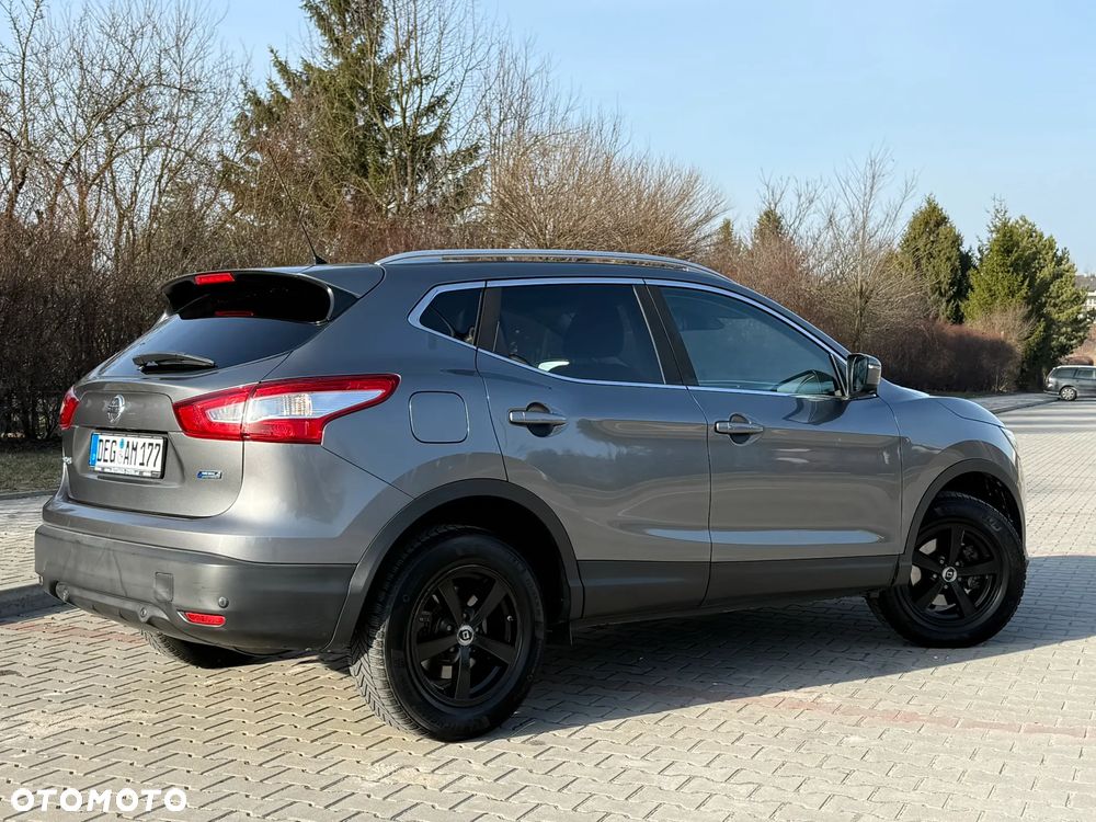 Nissan Qashqai 1.5 dCi TEKNA - 20