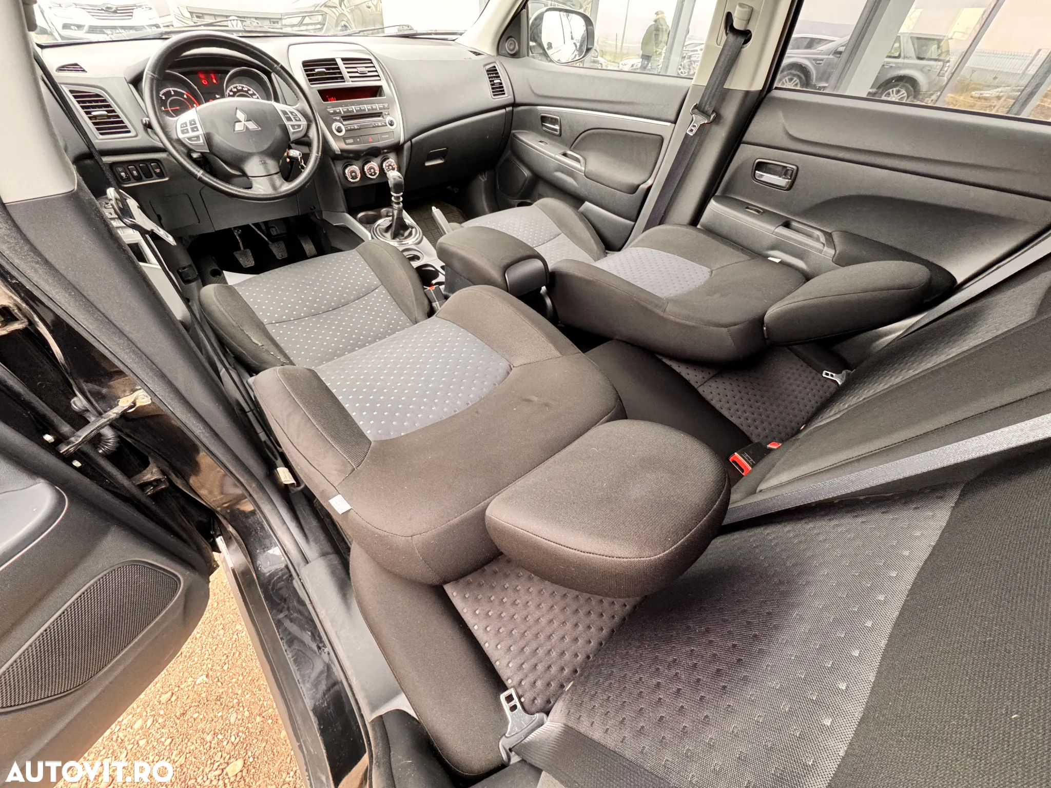 Mitsubishi ASX 1.8 DI-D 2WD Inform - 23