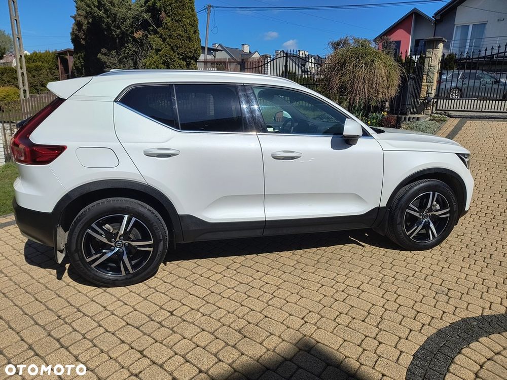Volvo XC 40 B5 B AWD Geartronic RDesign - 5