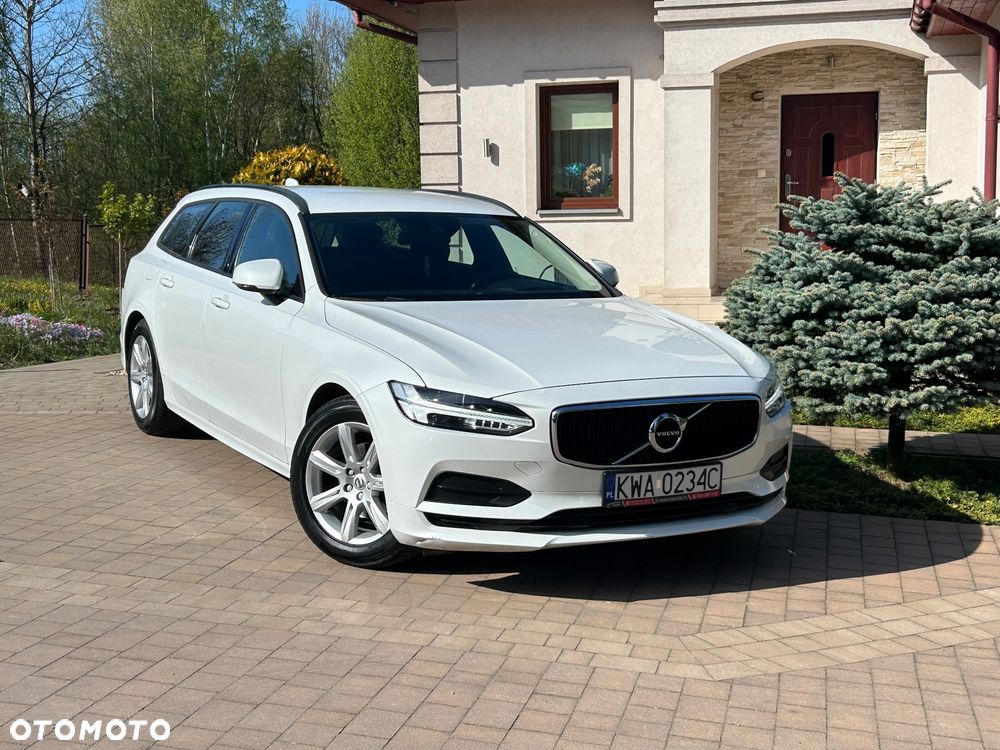 Volvo V90 D3 Momentum Pro - 9
