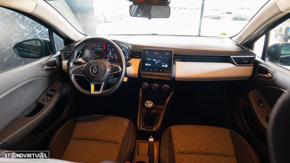 Renault Clio 1.0 TCe Techno Bi-Fuel - 22