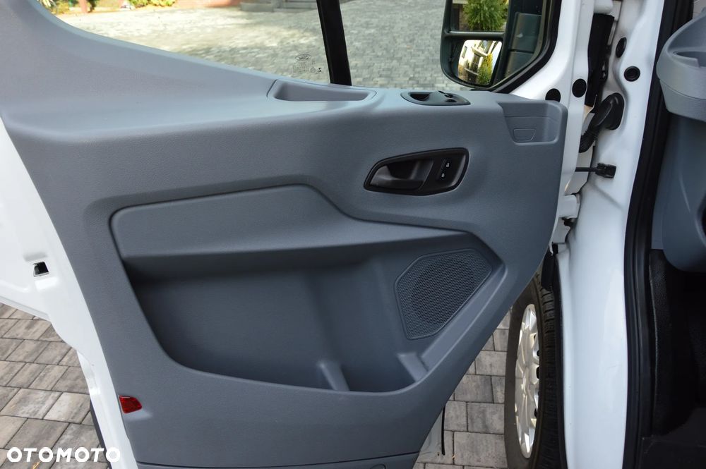 Ford Transit - 21