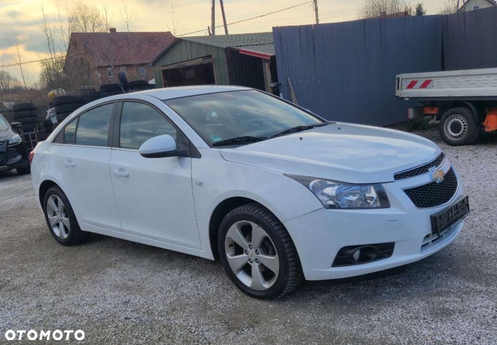 Chevrolet Cruze - 3
