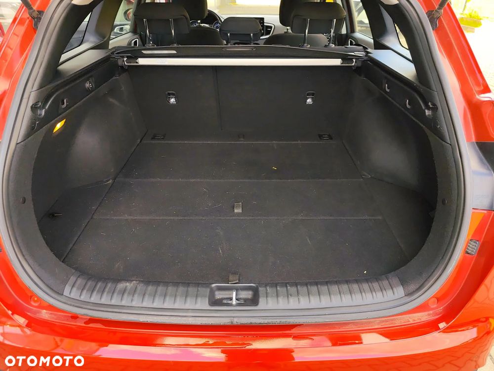 Kia Ceed 1.5 T-GDI M - 17