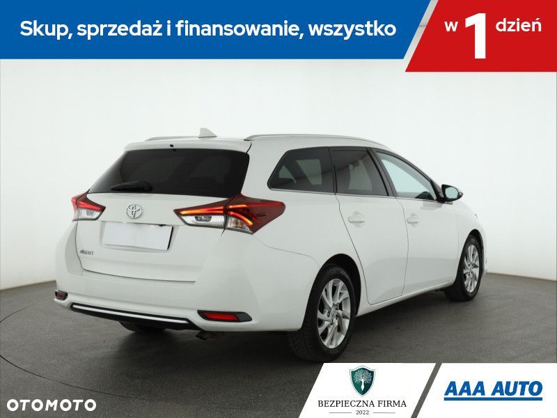 Toyota Auris - 7