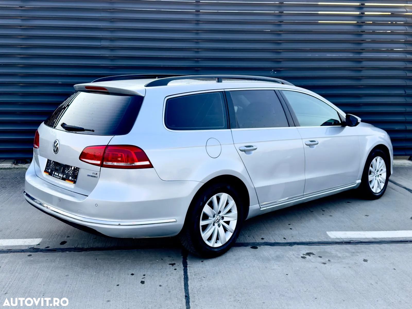 Volkswagen Passat - 3