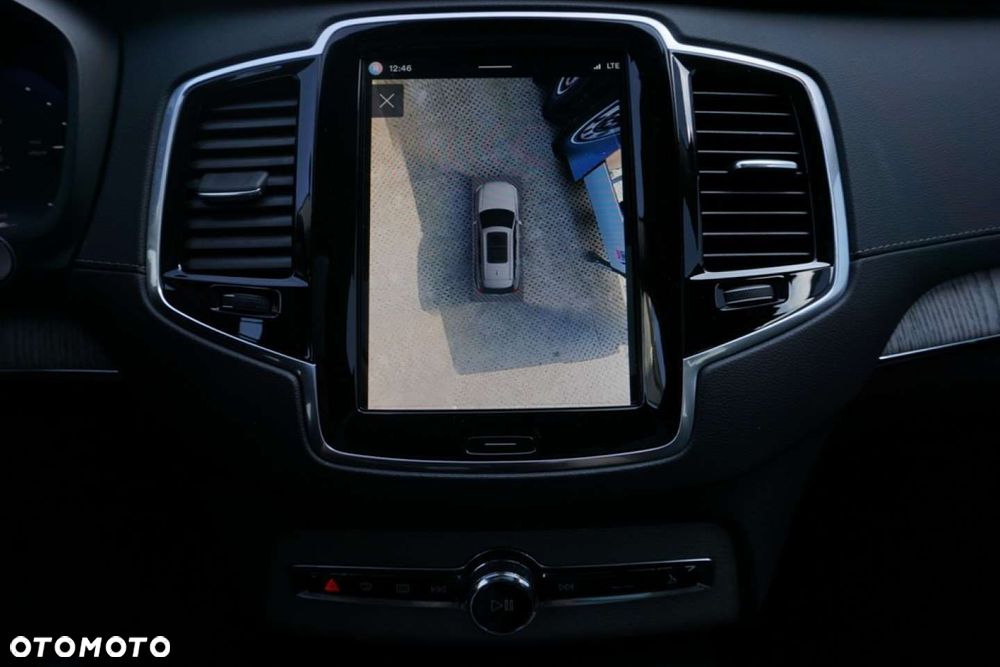 Volvo XC 90 - 10