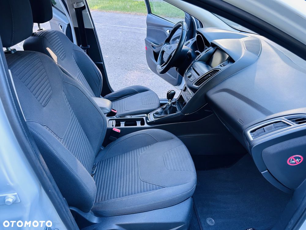 Ford Focus 1.0 EcoBoost Titanium ASS - 13