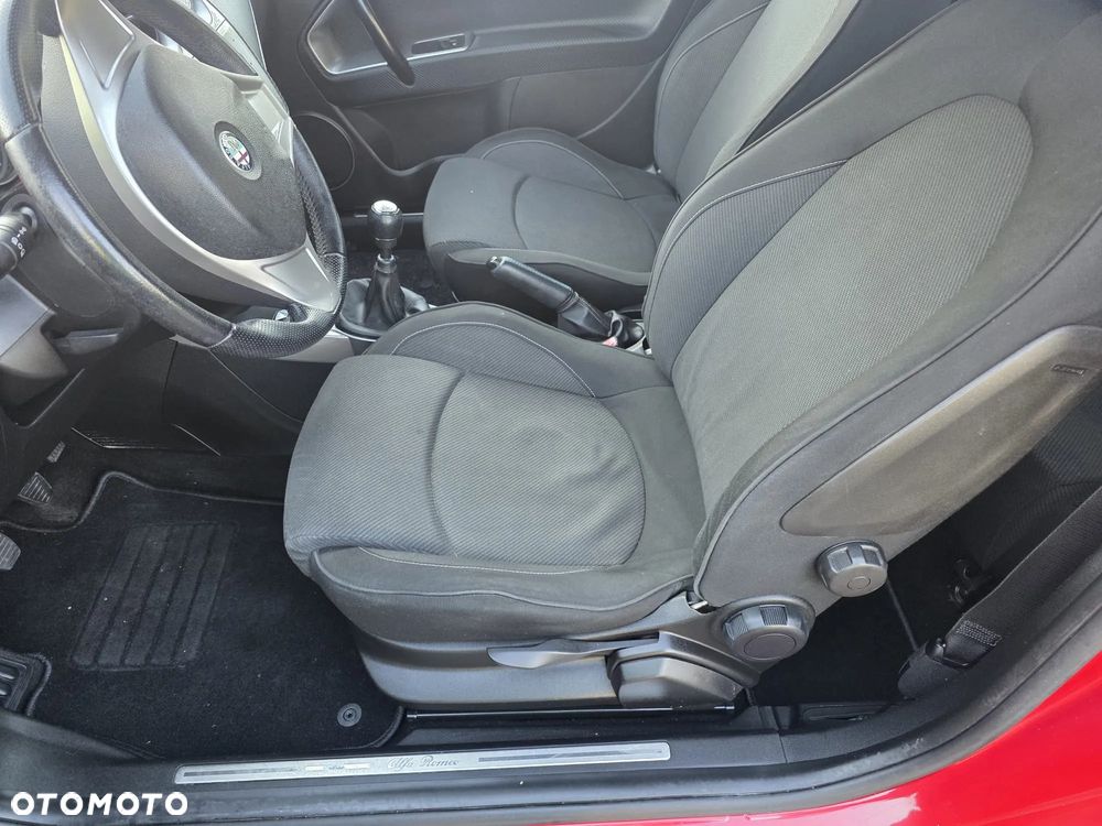 Alfa Romeo Mito 1.4 16V Turismo - 6