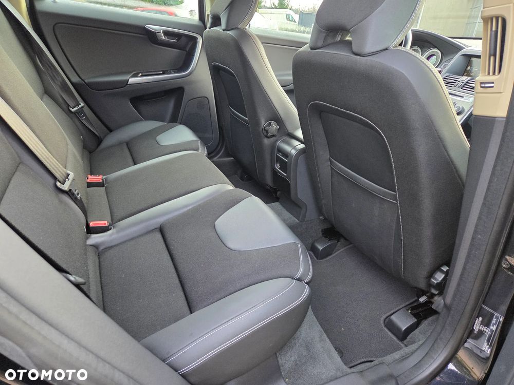 Volvo XC 60 D3 Summum - 15