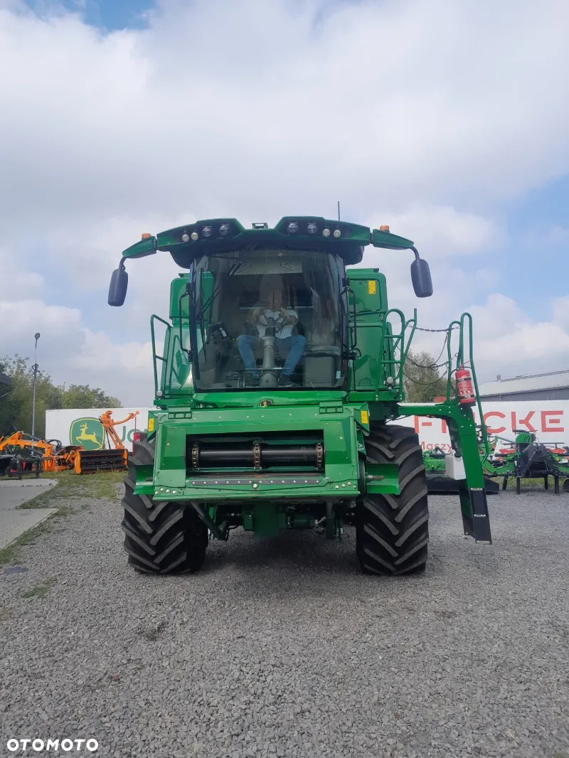 John Deere T560 - 2