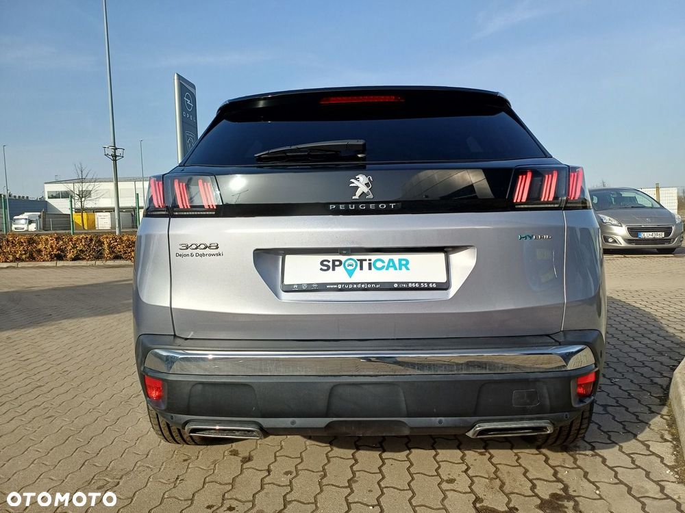 Peugeot 3008 1.6 PureTech HYbrid GT Line S&S EAT8 - 5