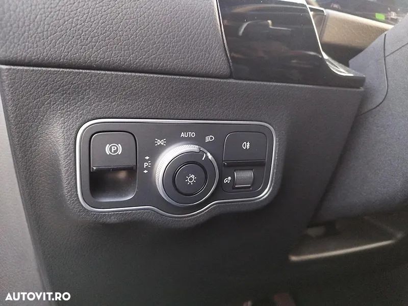 Mercedes-Benz EQA 250 - 21