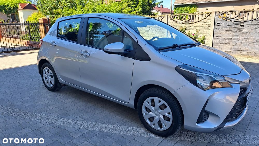 Toyota Yaris 1.5 Dynamic - 8