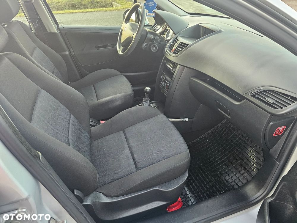 Peugeot 207 1.4 Presence - 6