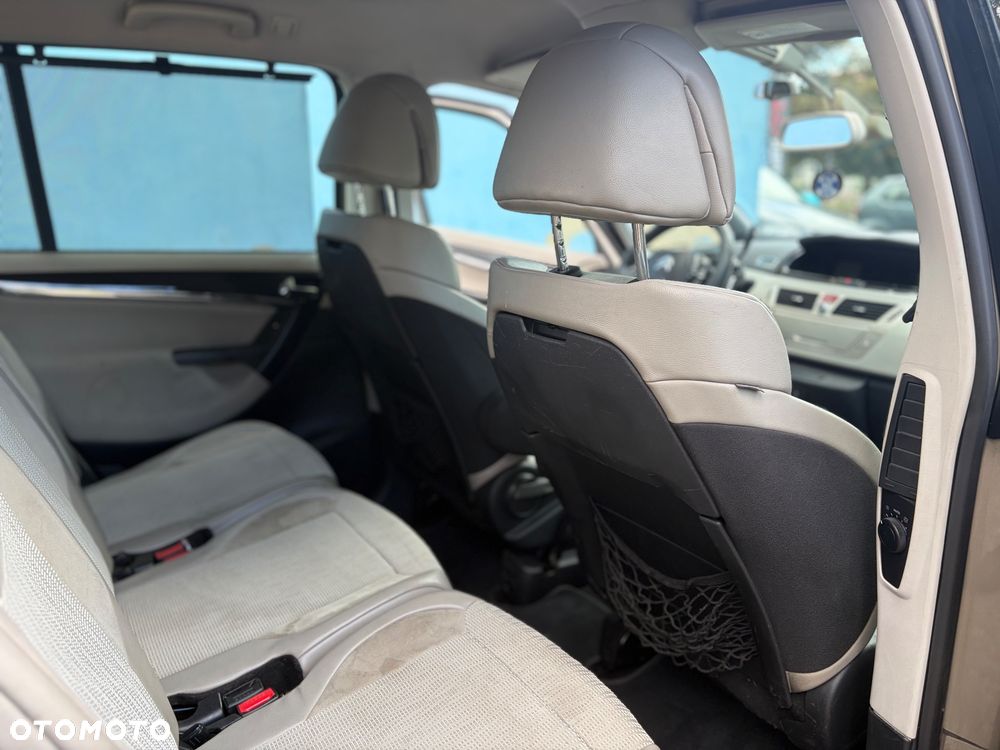 Citroën C4 Grand Picasso 2.0 HDi Exclusive - 24