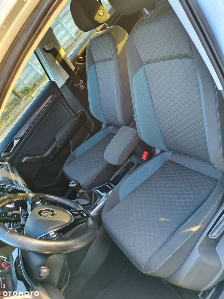 Volkswagen T-Roc - 7